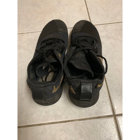 Authentic LeBron Witness 3 Black Gold size 10 - Picture 4 of 5